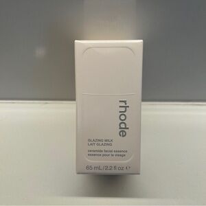 RHODE Glazing Milk Ceramide Essence in White